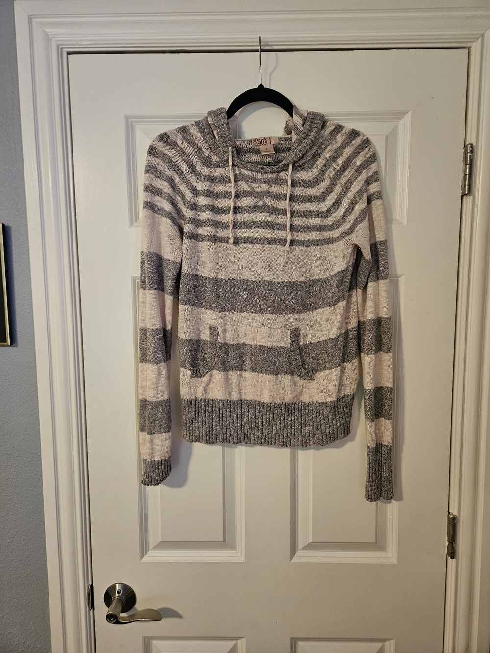 Striped Hooded Pullover Sweater - White & Grey